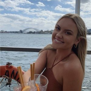 Meet your Posher, Maddi